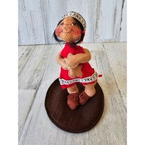 AnnaLee Indian girl sign 1993 vintage Thanksgiving Halloween